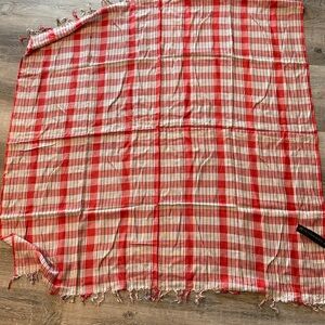 NWT Chaudry red plaid  Patterned Scarf
Sz 38 x 39